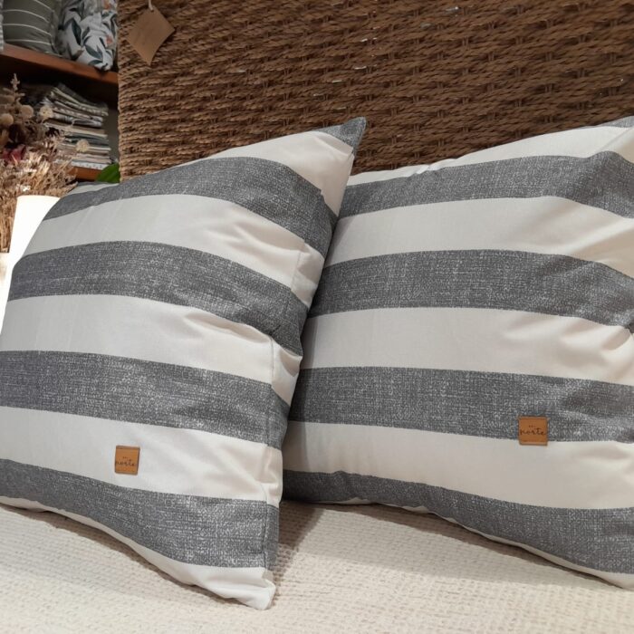 Almohadón Impermeable GRIS 45x45