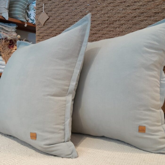 ALMOHADÓN GRIS PERLA 50x50