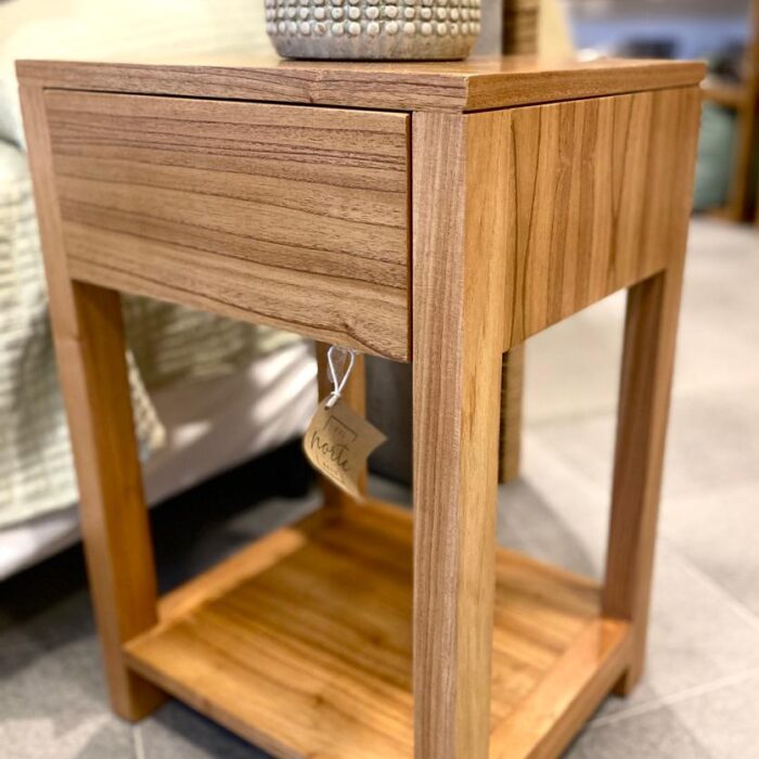 Mesa de luz paraíso 1 cajon